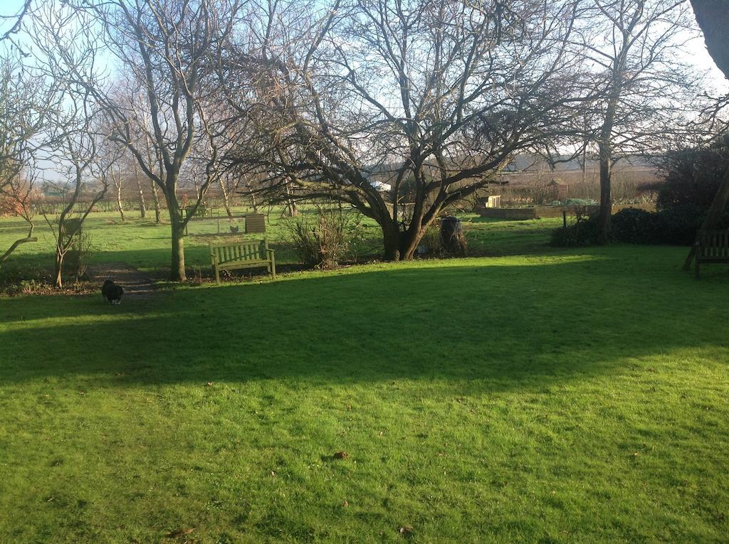 White House Farm Bed & Breakfast Hindolveston Bagian luar foto