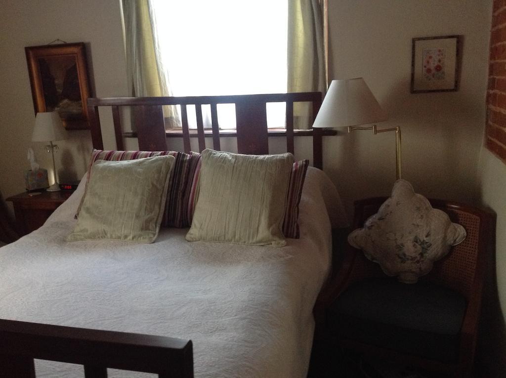 White House Farm Bed & Breakfast Hindolveston Ruang foto